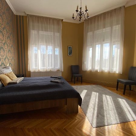 Ambrózia Apartman Eger Exterior foto