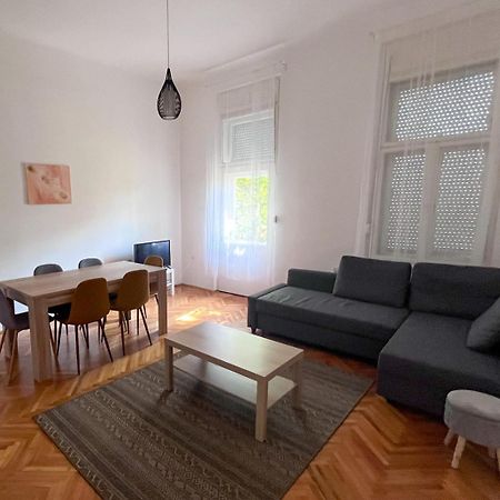 Ambrózia Apartman Eger Exterior foto