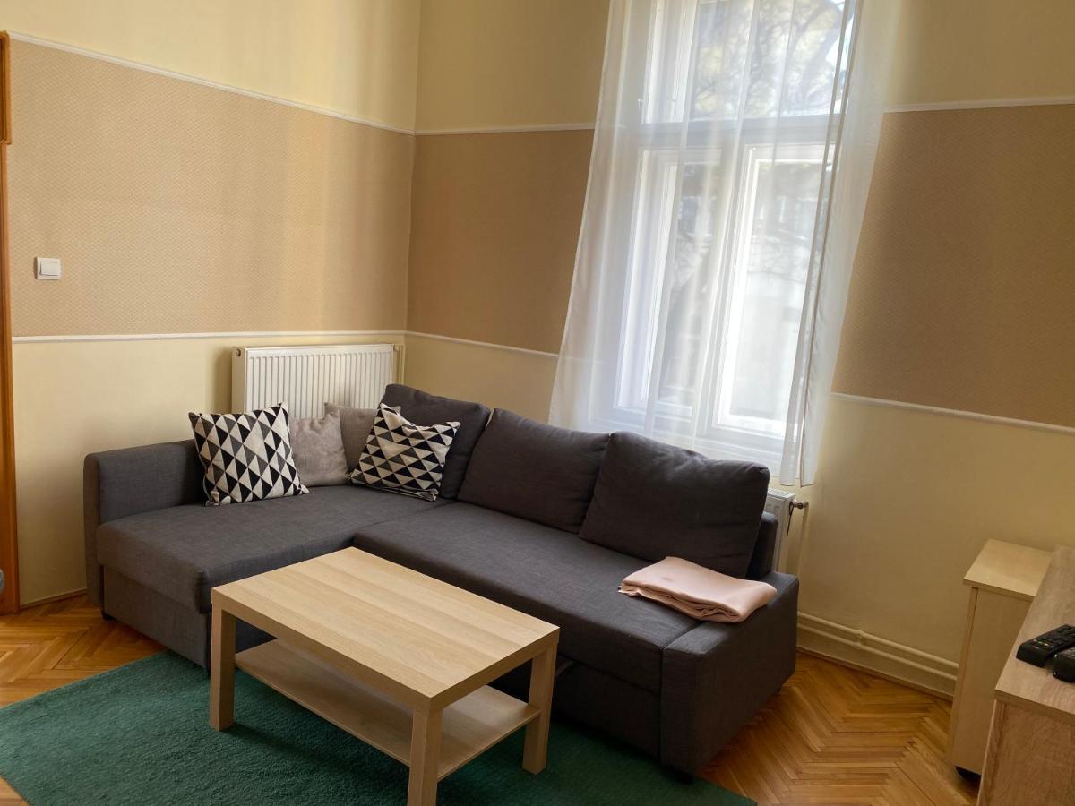 Ambrózia Apartman Eger Exterior foto